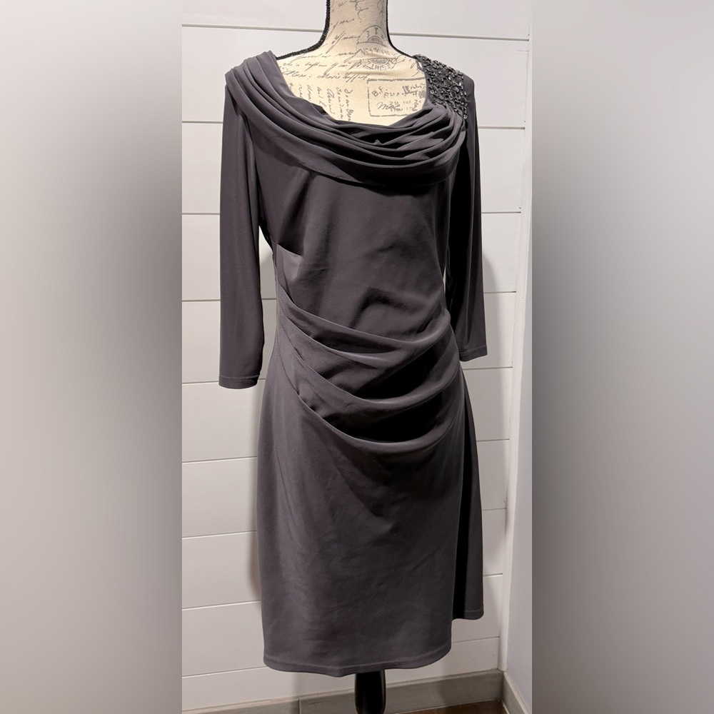 EUC-ADRIANNA PAPEL DRESS